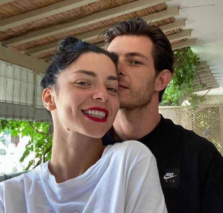 Merve Boluğur: Sevmeye gücü olan adamla olurum