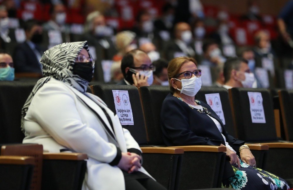 Bakan Pekcan: Esnafa 9 ayda 35 milyar lira destek