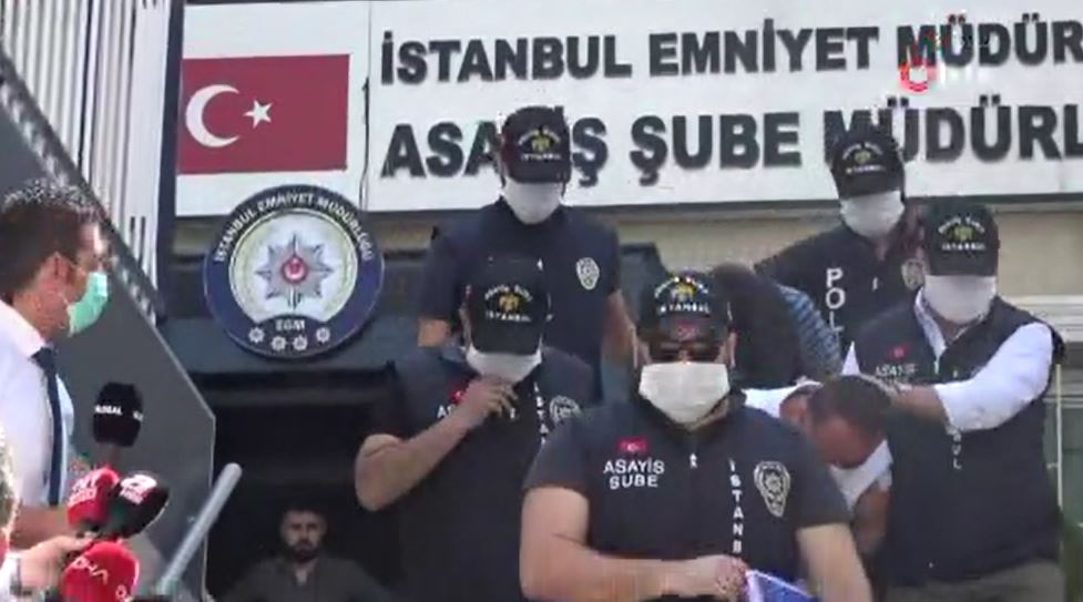 Bakan Albayrak ve ailesine hakaret eden şüpheliye iki ayrı iddianame