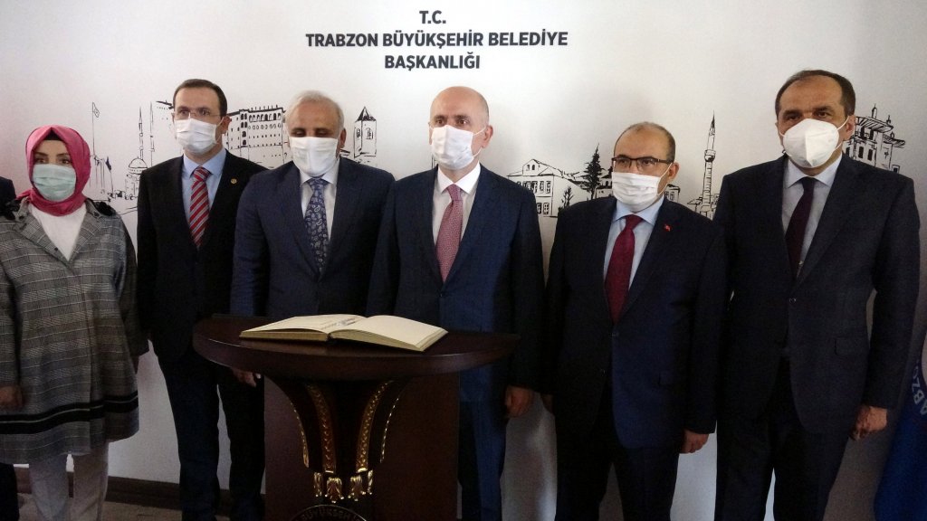 Bakan Karaismailoğlu: Tecrübelerimizi Türkiye için kullanıyoruz