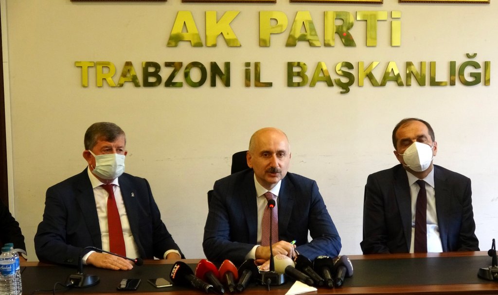 Bakan Karaismailoğlu: Tecrübelerimizi Türkiye için kullanıyoruz