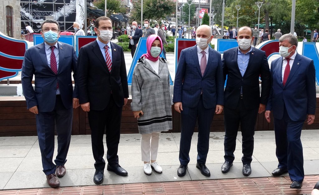 Bakan Karaismailoğlu: Tecrübelerimizi Türkiye için kullanıyoruz