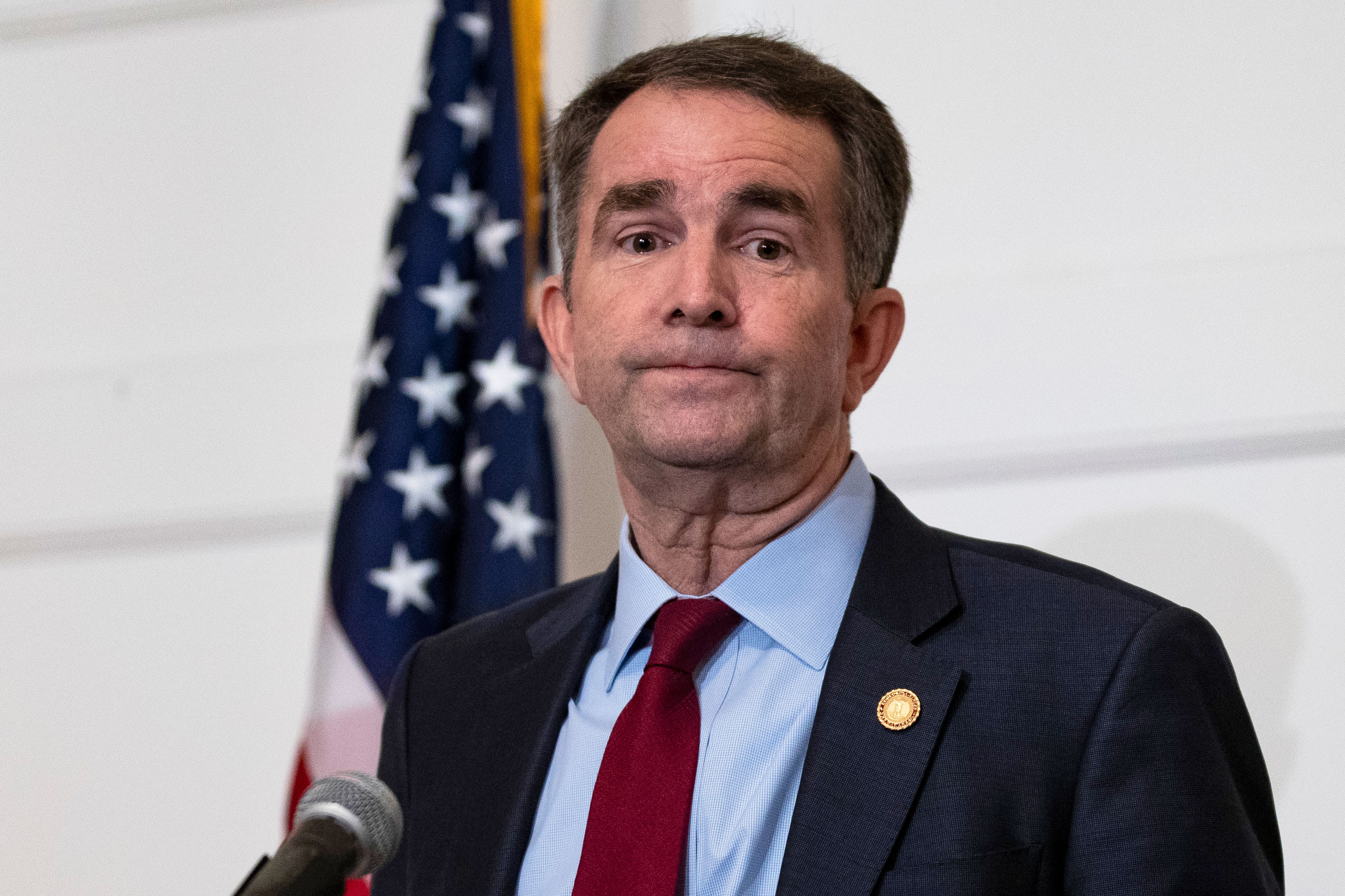 Ralph Northam koronavirüse yakalandı!