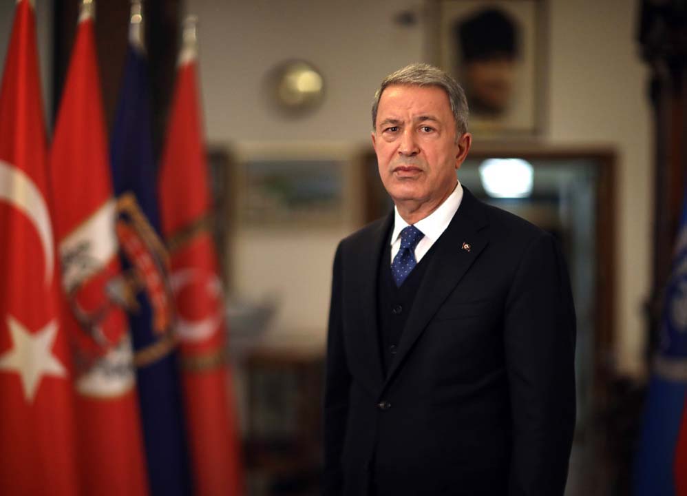 Bakan Akar'dan Deniz Kuvvetleri Günü mesajı : Kararlılıkla korumaya devam edecektir