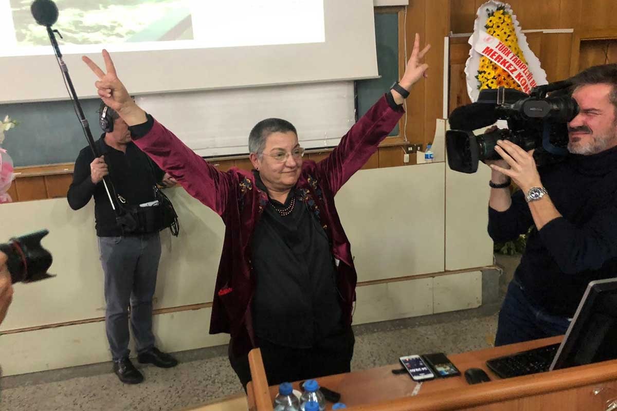 Türk Tabipleri Birliği'nin yeni başkanı Prof. Dr. Şebnem Korur Fincancı kimdir? Kaç yaşında? Nereli ? 