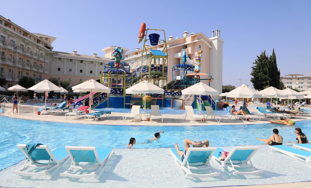 Antalya'da turizm kışın da devam edecek