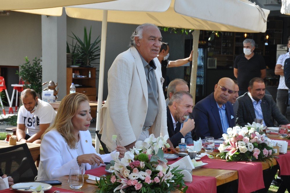 AK Partili Kandemir'den Milas'a ziyaret: Arkanızdayız!