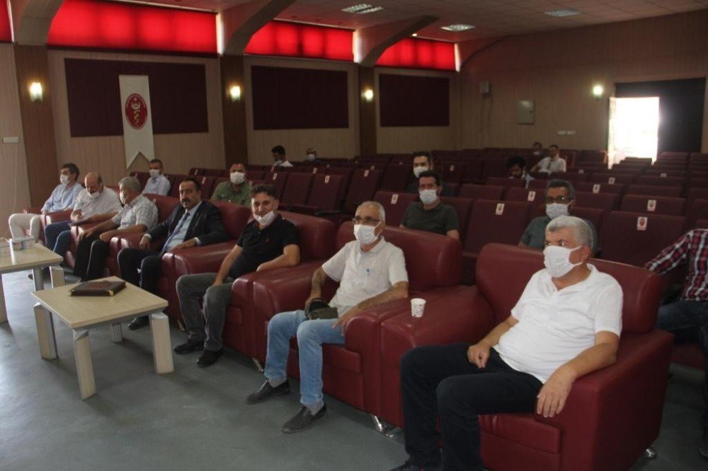 Adıyaman Veteriner Hekimler Odası başkanı yeniden Orhan Öztürk seçildi