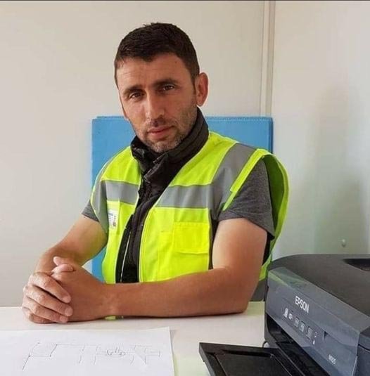 Şantiyede uyurken başına sert cisimle vurulan topoğraf öldü