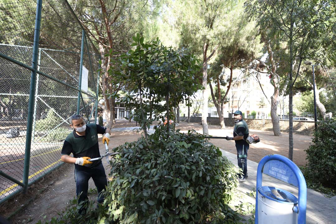 Pendik'te tüm mahallelerde toplu temizlik uygulaması başladı!