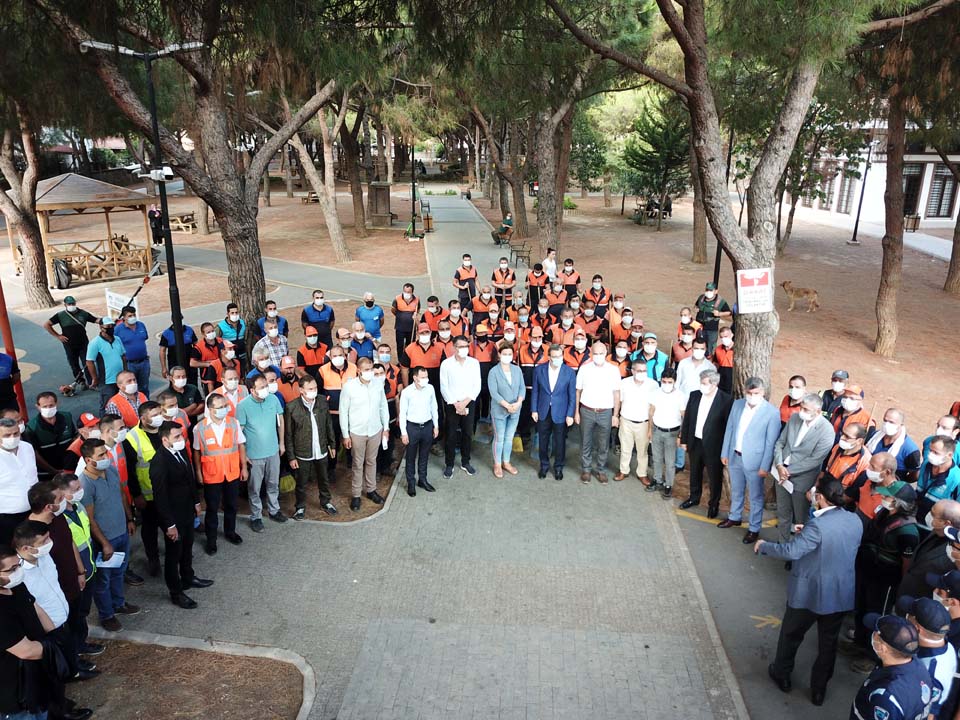 Pendik'te tüm mahallelerde toplu temizlik uygulaması başladı!