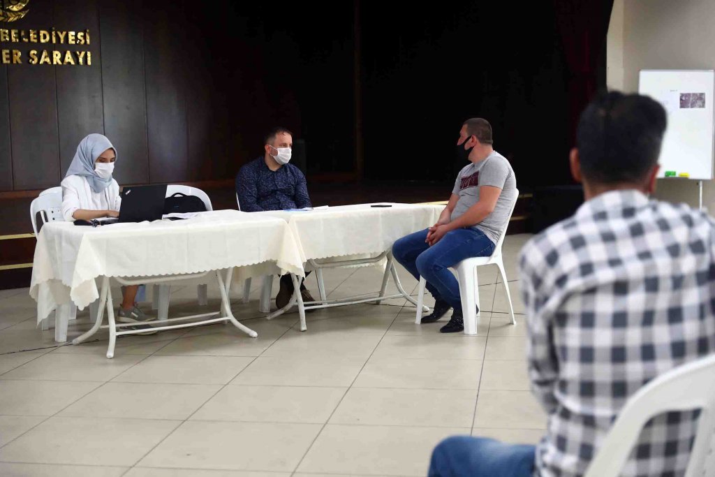 Bağcılar Belediyesi Kariyer Merkezi'nden 1354 kişiye istihdam