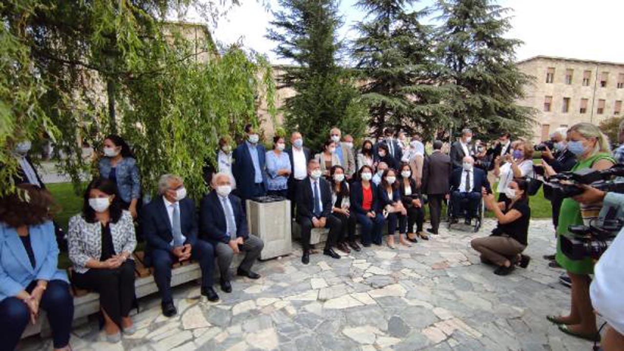 HDP'den TBMM Bahçesinde oturma eylemi