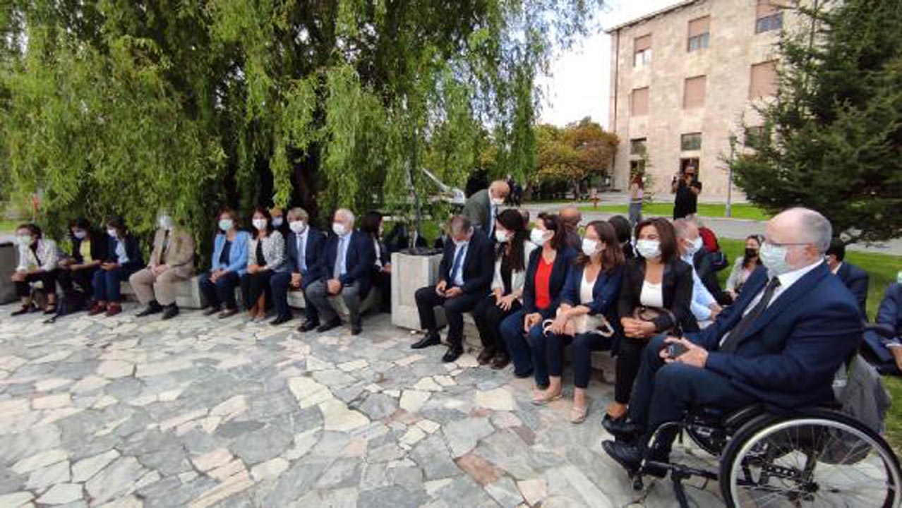 HDP'den TBMM Bahçesinde oturma eylemi