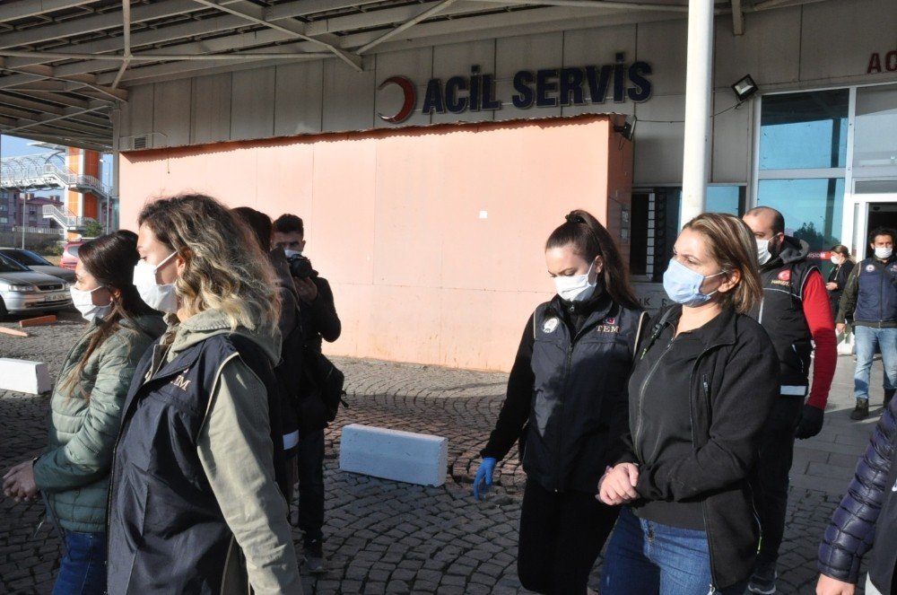 HDP Kars Belediye Başkan yardımcıları gözaltına alındı