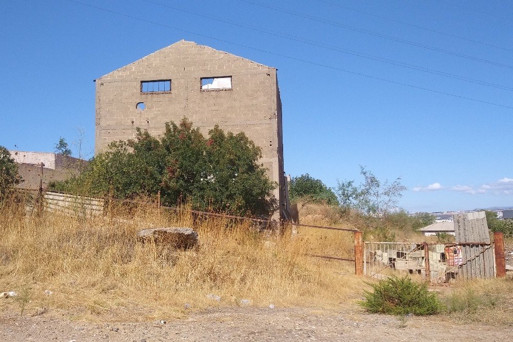 İzmir'in Çernobili'nde yangın durmuyor