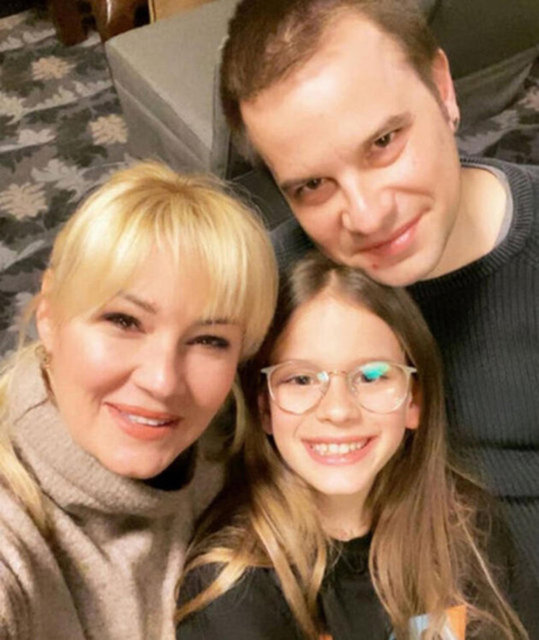 Pınar Altuğ'un makyajsız hali sosyal medyayı ikiye böldü