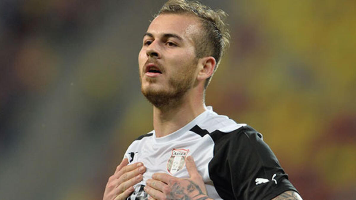 Kayserispor'un yeni transferi Denis Alibec kimdir? Kaç yaşında?