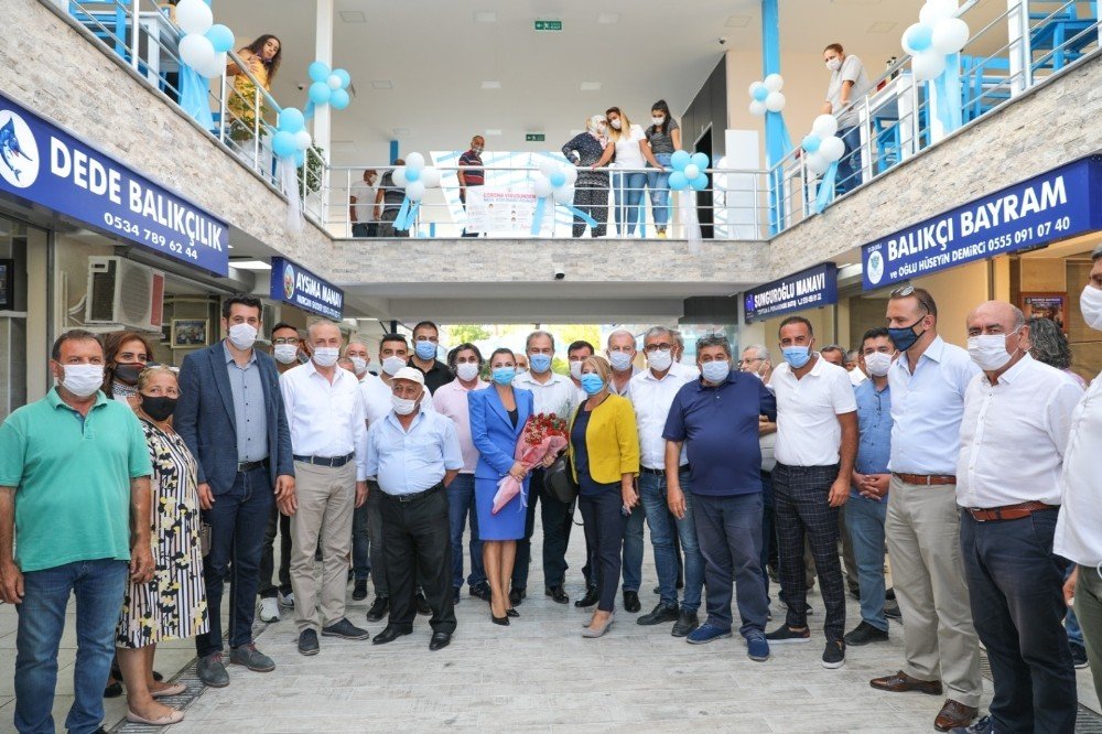 Didim’de projeler durmuyor: Balıkçılar ve Manavlar Çarşısı açıldı