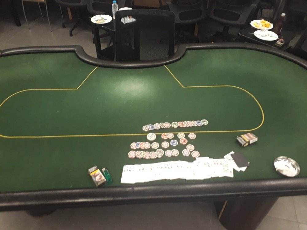 3 kez mühürlenen kumarhaneye 4. baskın!