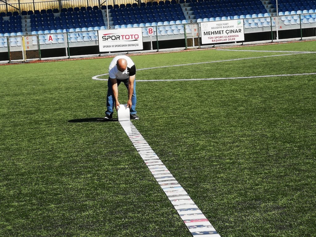 Cumhurbaşkanı Erdoğan'a 251 metrelik şiir 