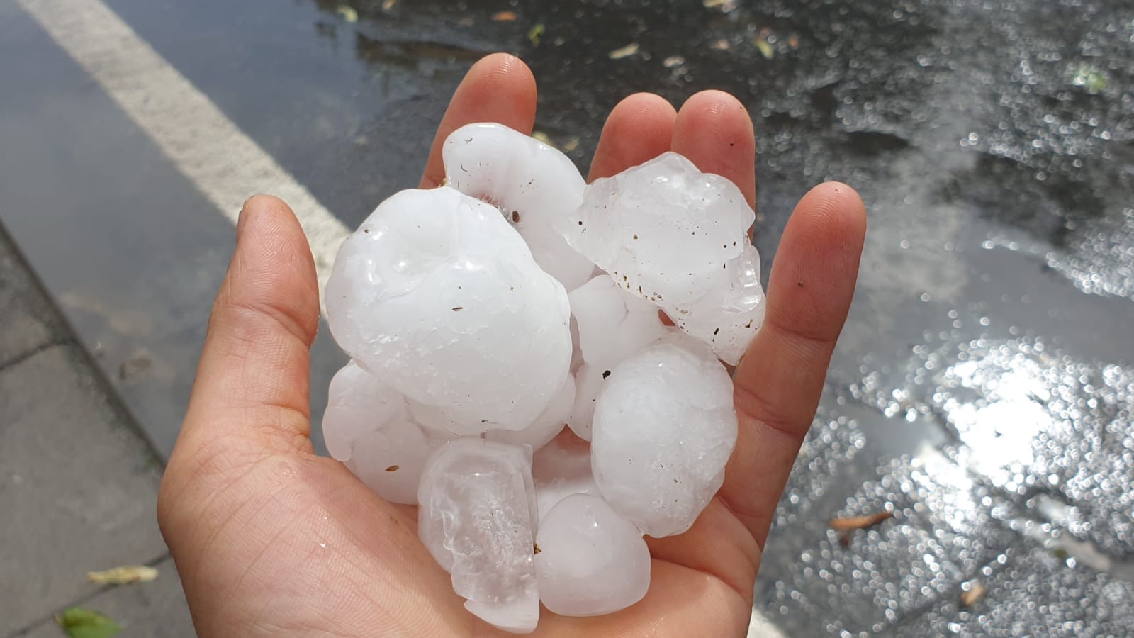 İstanbul, İzmir'de dolu yağacak mı bugün? Dolu yağışı var mı, ne zaman yağacak? 
