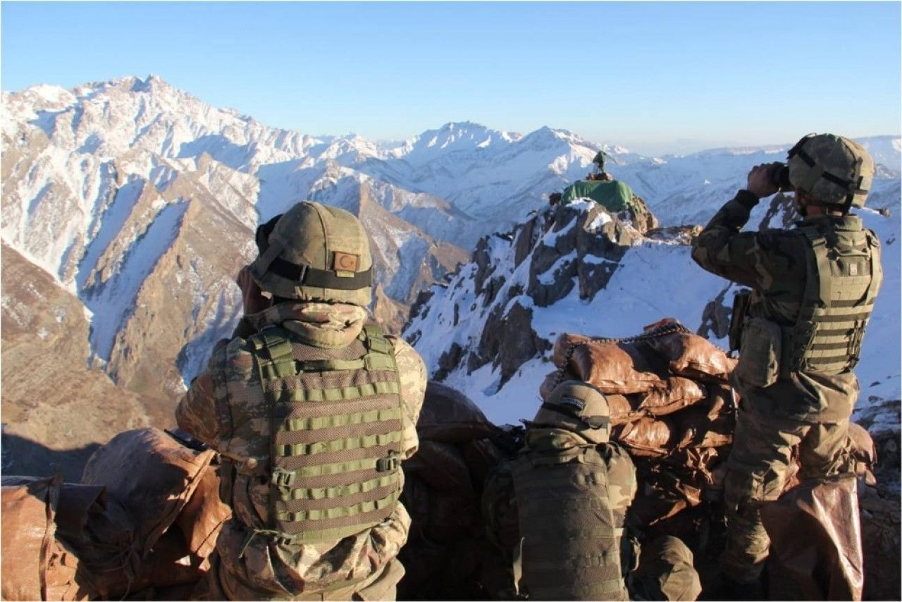 Antalya merkezli 7 ilde FETÖ operasyonu: 23 gözaltı