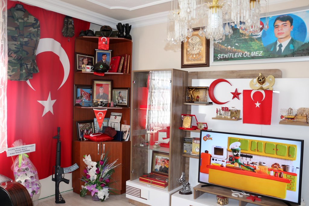 Dağlıca şehidi Selçuk bir öldü, beş doğdu!