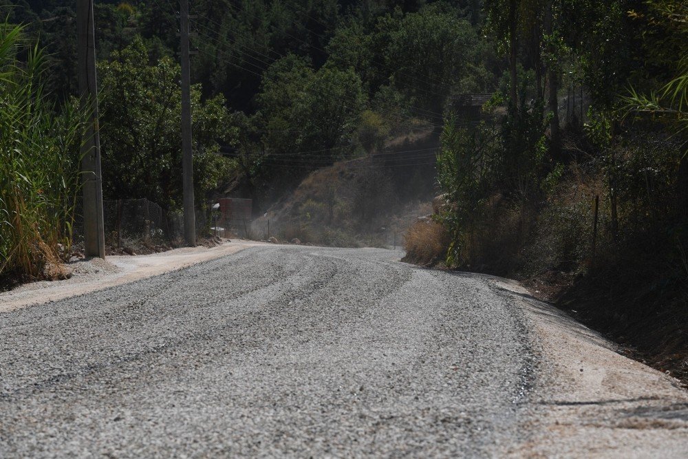 Konyaaltı’nda yayla yolları asfalt ile kaplandı