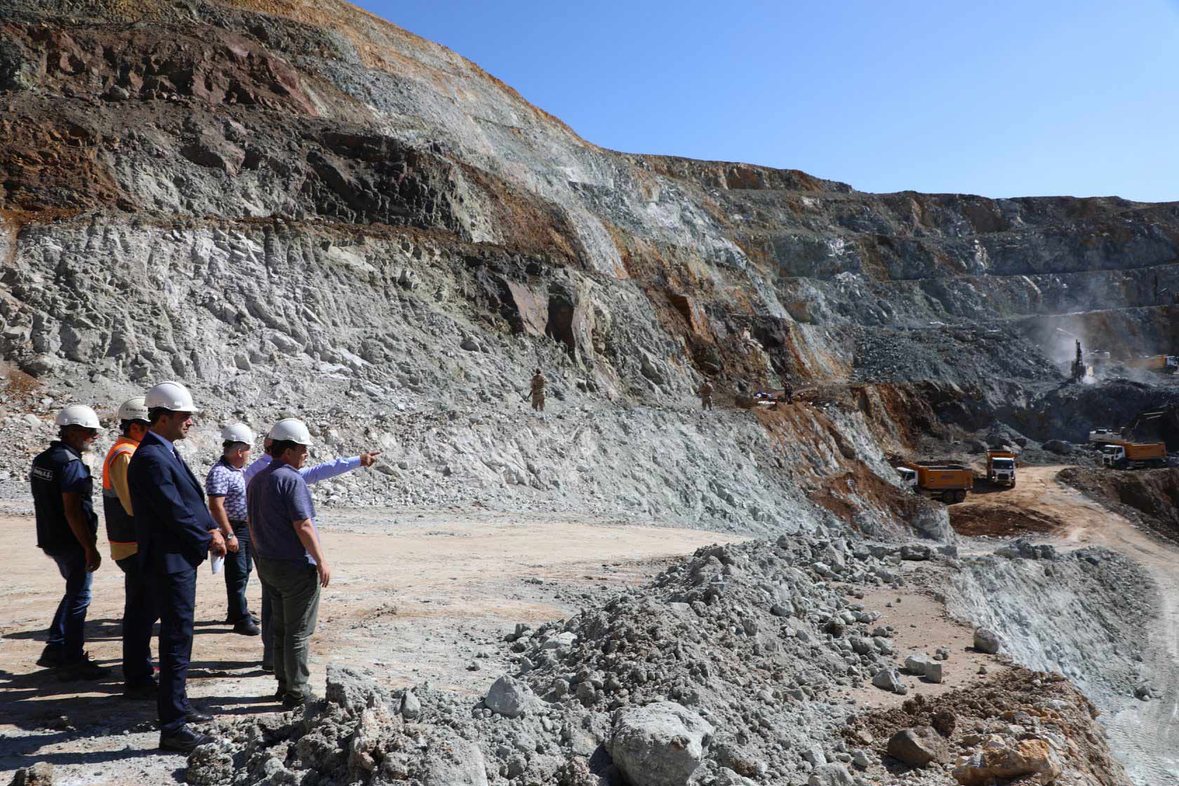 Enerji Bakanı Dönmez: Doğa da bizim madenler de!