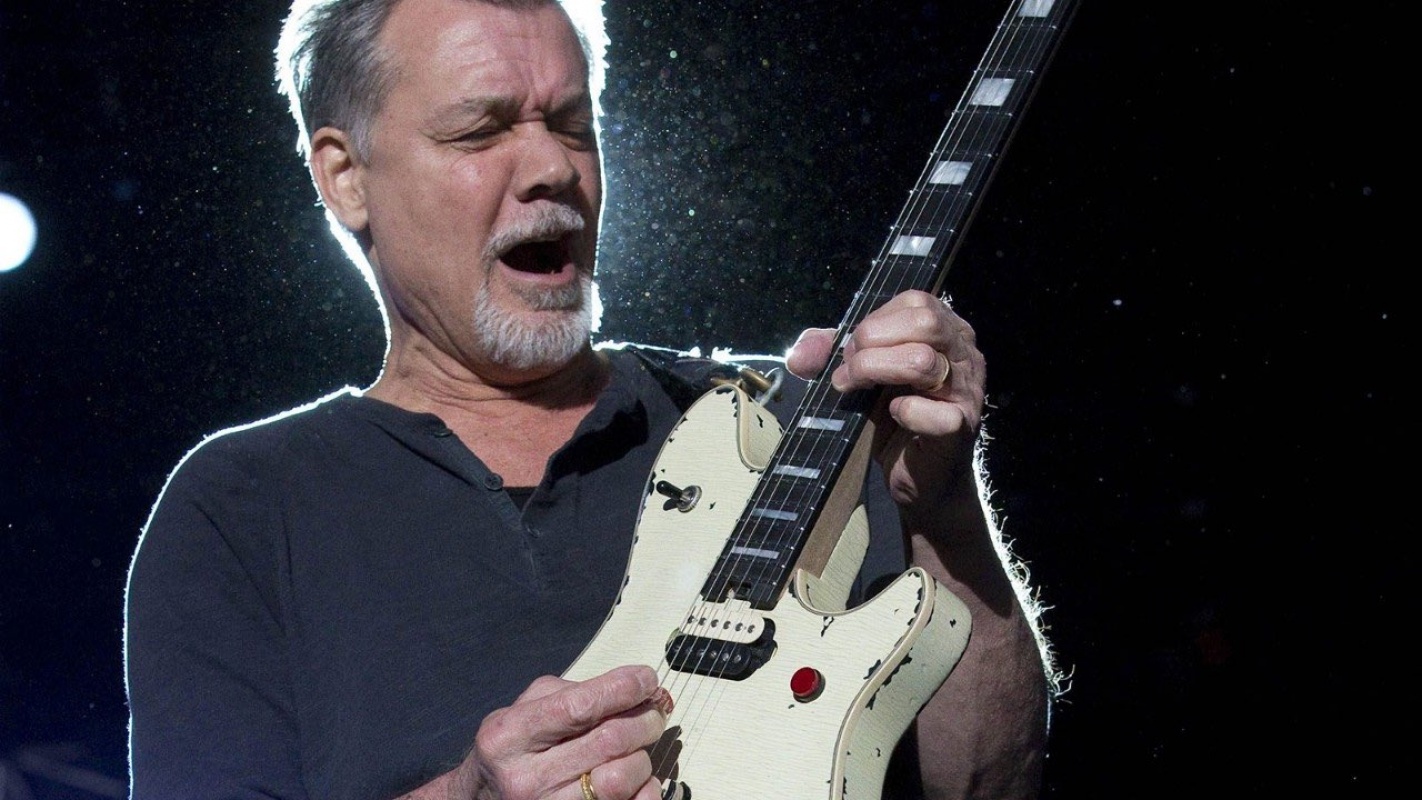 Eddie Van Halen kimdir? Nereli? Kaç yaşında? Neden öldü?