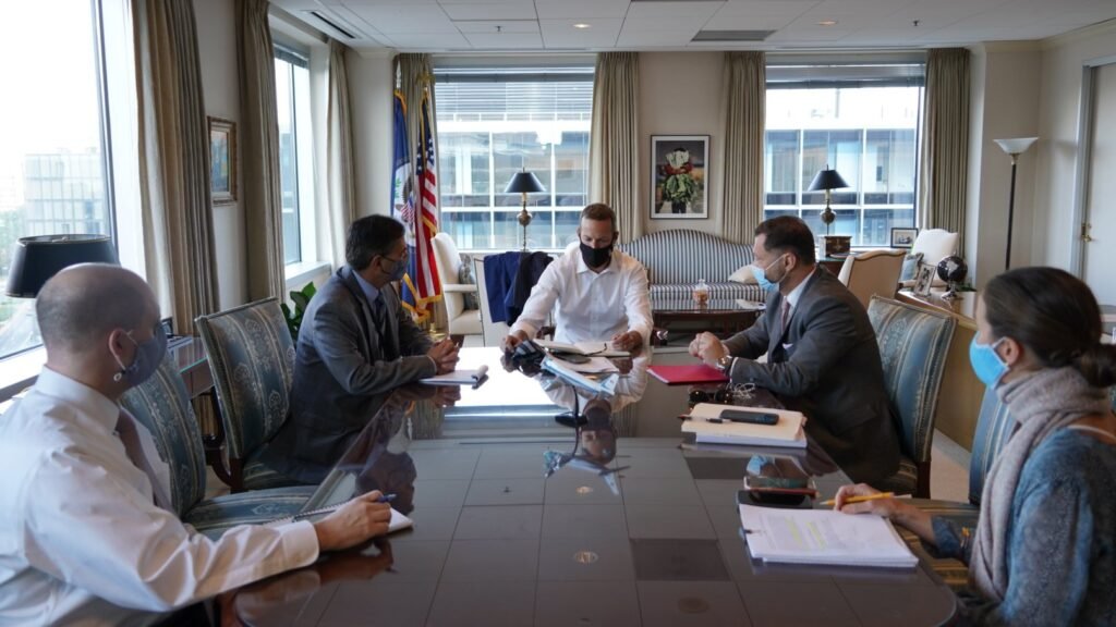 Yunanistan'dan yeni hamle: Ekonomisi çöküyor mu?