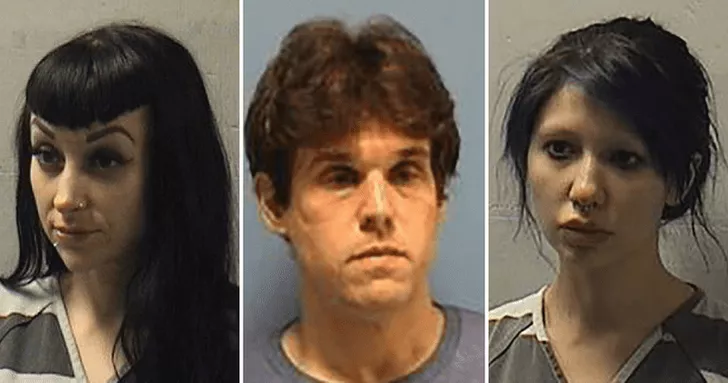 Genç rahip kilisede 2 kadınla cinsel içerikli film çekerken yakalandı