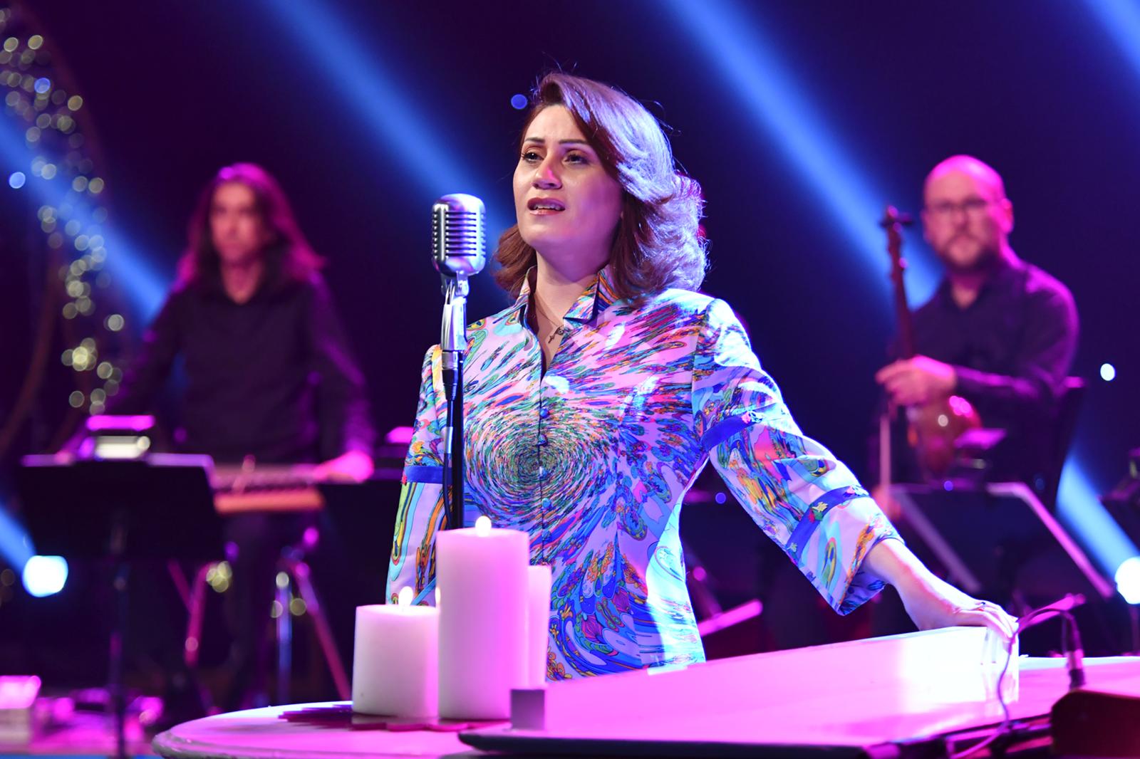 Azerin kimdir? Kaç yaşında? Nereli? Evli mi? 