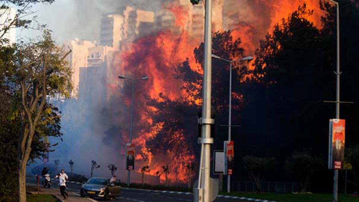 Orman yangınları İsraillileri evlerinden etti