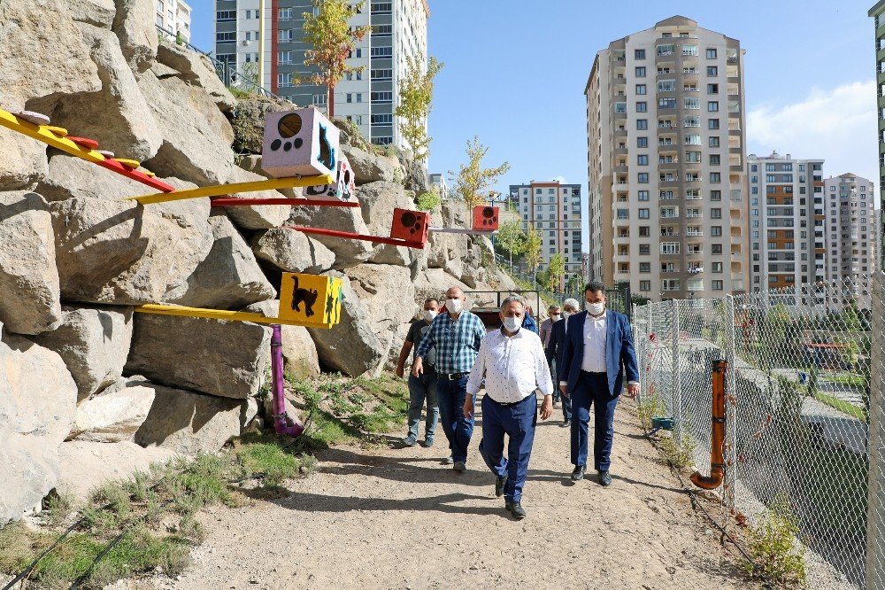 Talas Belediye Başkanı Mustafa Yalçın'a övgü yağdı