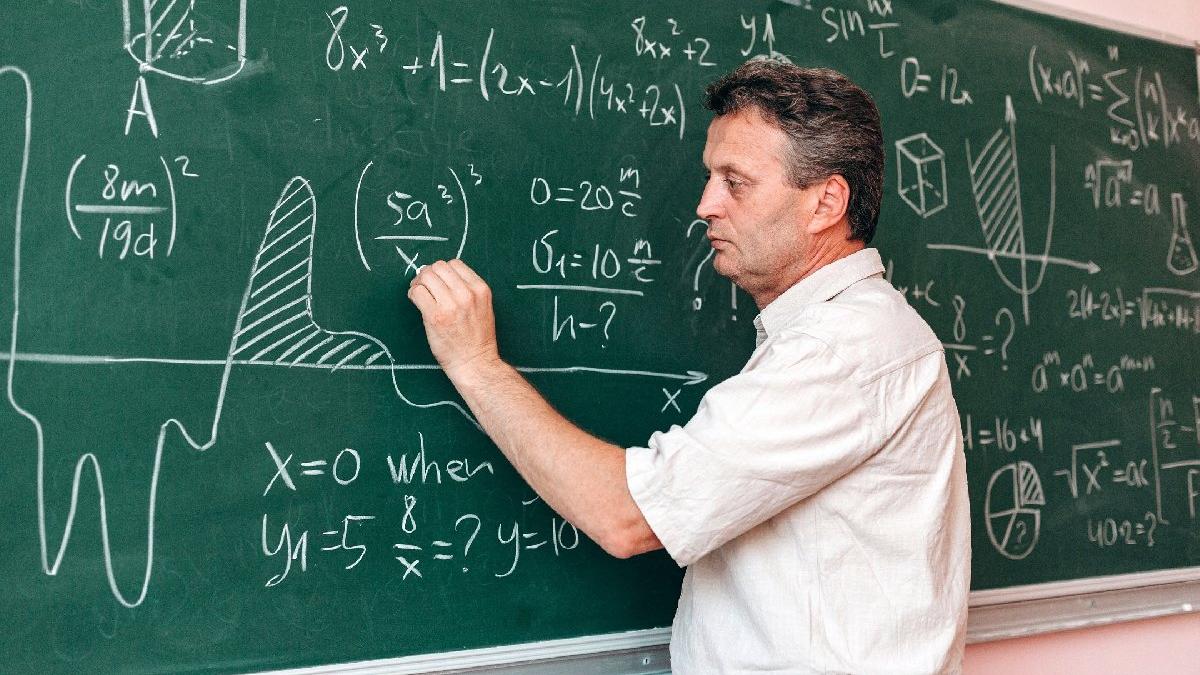 Türk Eğitim-Sen Genel Başkanı Geylan'dan öğretmen açıklaması