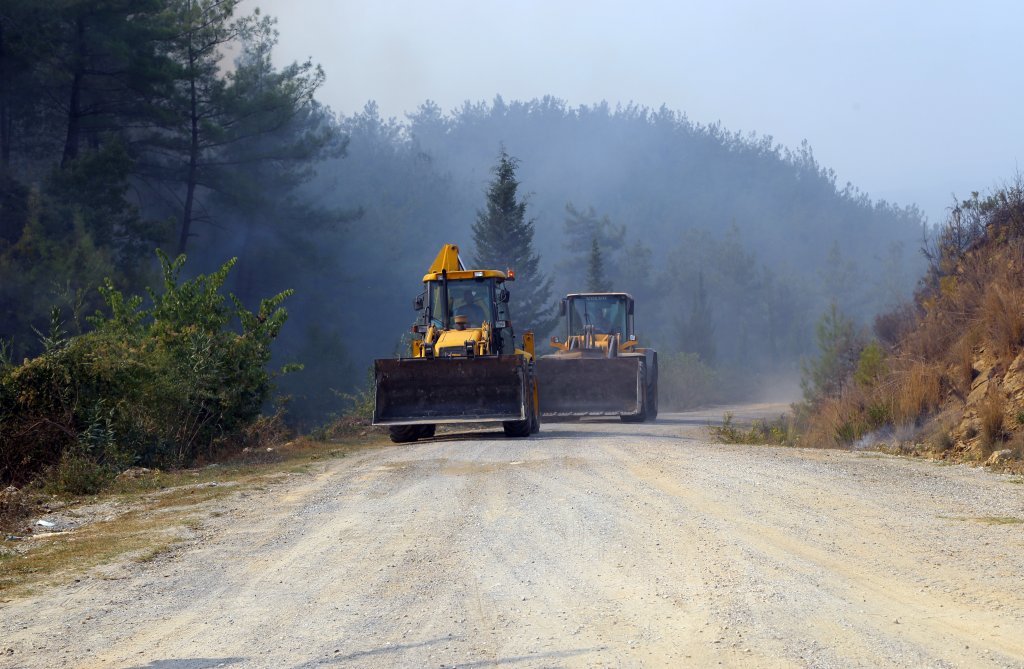 Kahramanmaraş'taki orman yangını devam ediyor