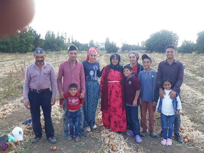 Kim Milyoner Olmak İster'e damga vuran Hikmet Karakurt'un 250 bin TL'lik soruyu açtırdı!