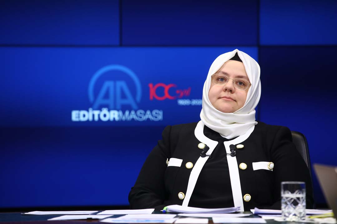 Bakan Selçuk müjdeyi verdi! Yeni istihdam paketi geliyor