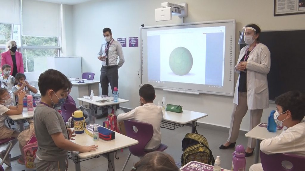 Bakan Selçuk: Eğitime erişimi artırmayı hedefliyoruz!