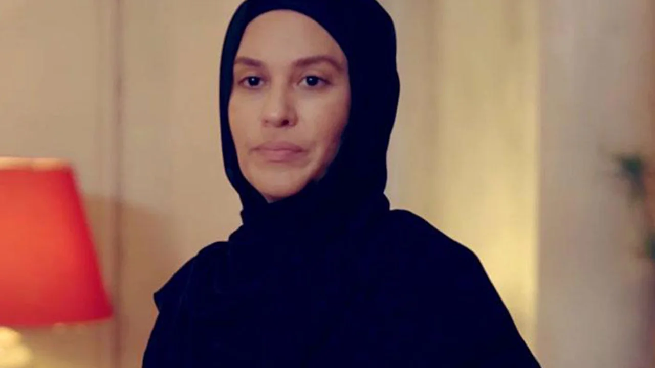 Evrim Alasya Kırmızı Oda'dan ayrıldı mı? Meliha'ya ne oldu, öldü mü?