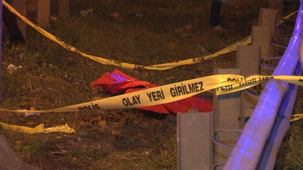 Esenler'de korkunç olay! Yol kenarında sevgilisini öldürüp intihar etti