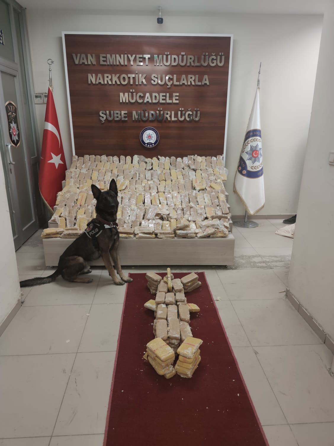 Van'da 282 kilogram eroin ele geçirildi