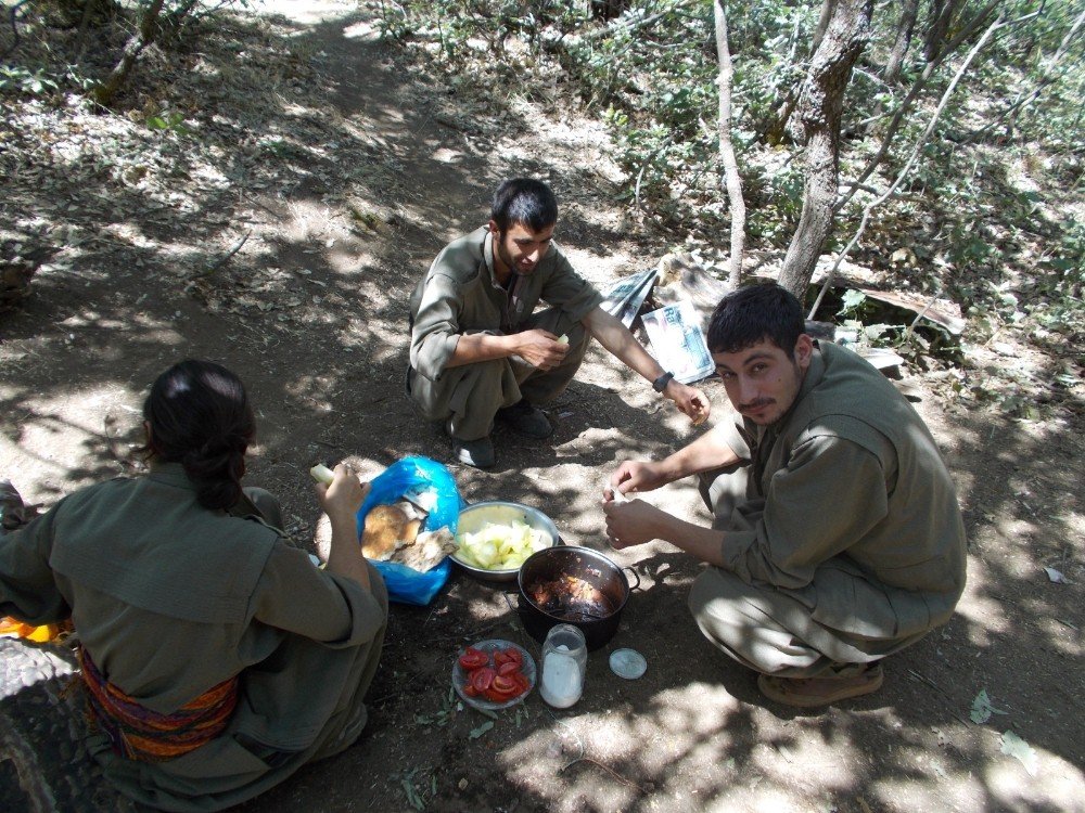 Diyarbakır ve İstanbul'da operasyon: Eylem hazırlığındaki 4 terörist yakalandı