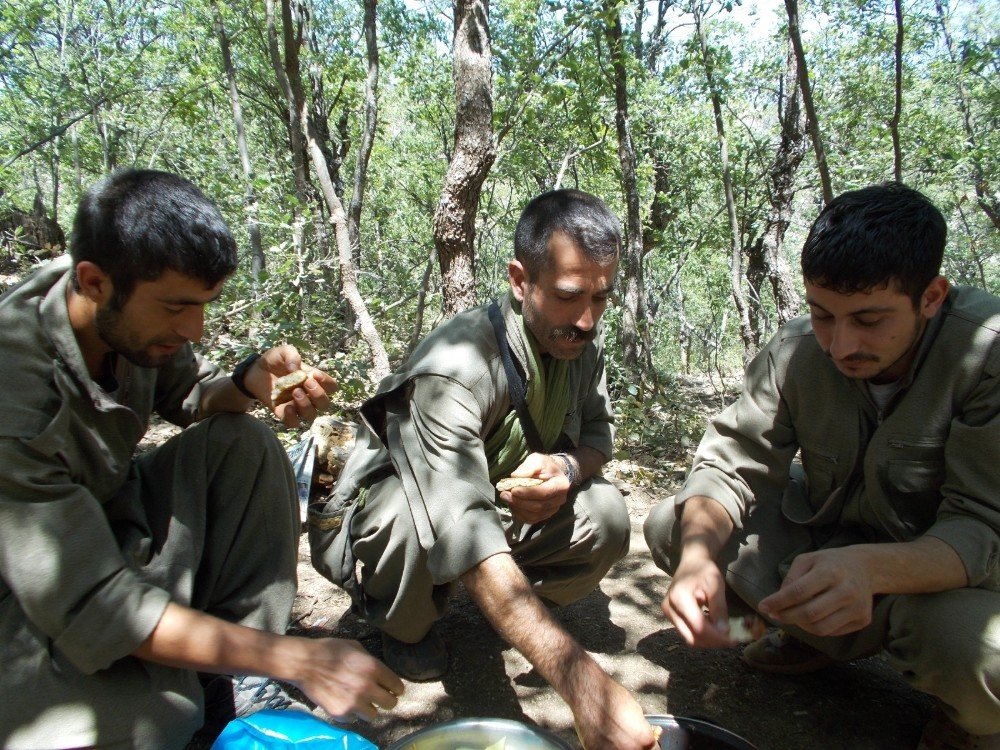 Diyarbakır ve İstanbul'da operasyon: Eylem hazırlığındaki 4 terörist yakalandı