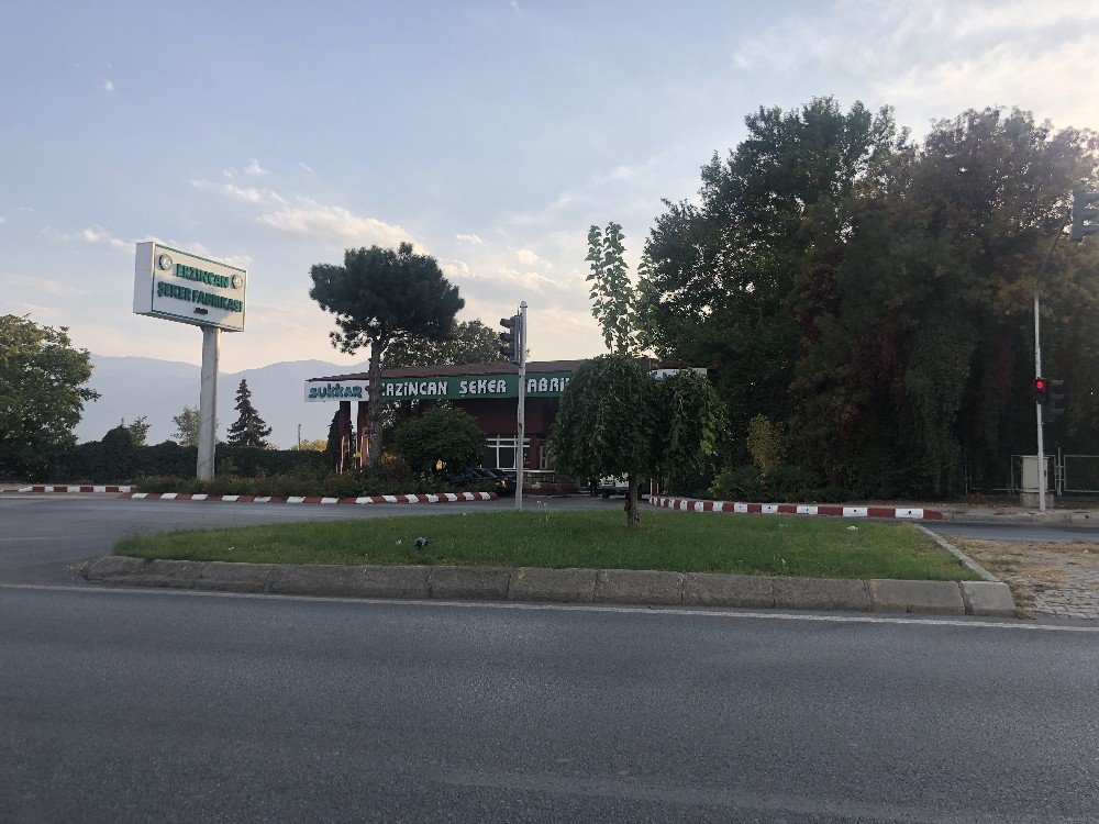 Erzincan'daki Şeker fabrikasında buhar kazanı patladı!