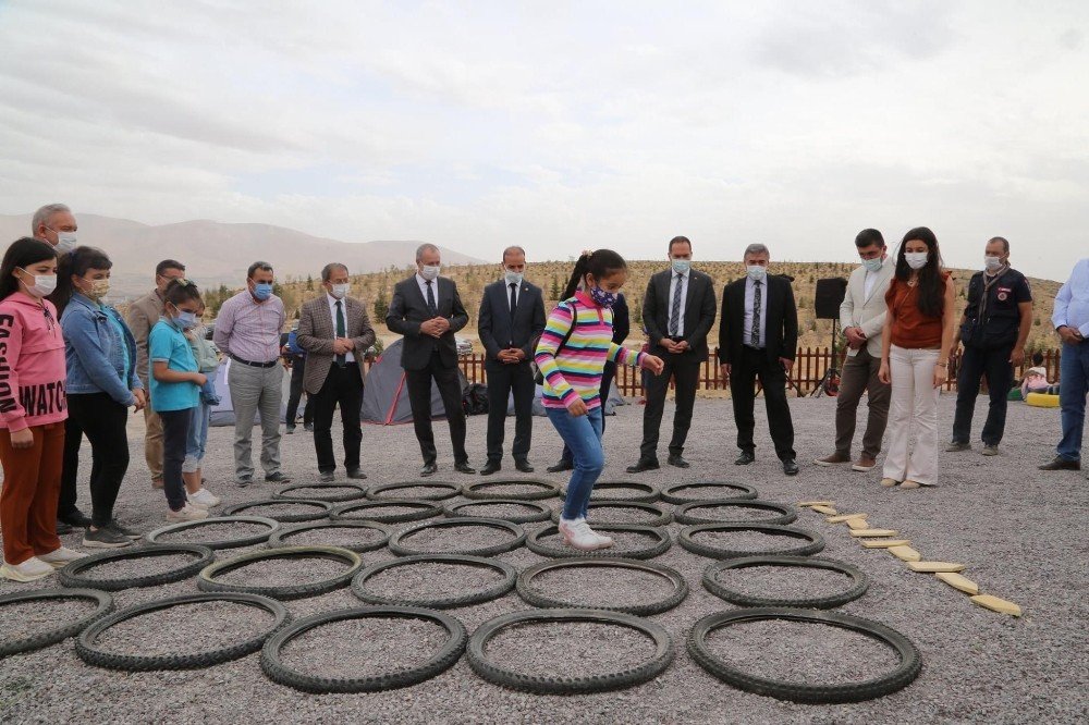 Niğde'de Doğa Okulu açıldı: Ormanda eğitim başlıyor