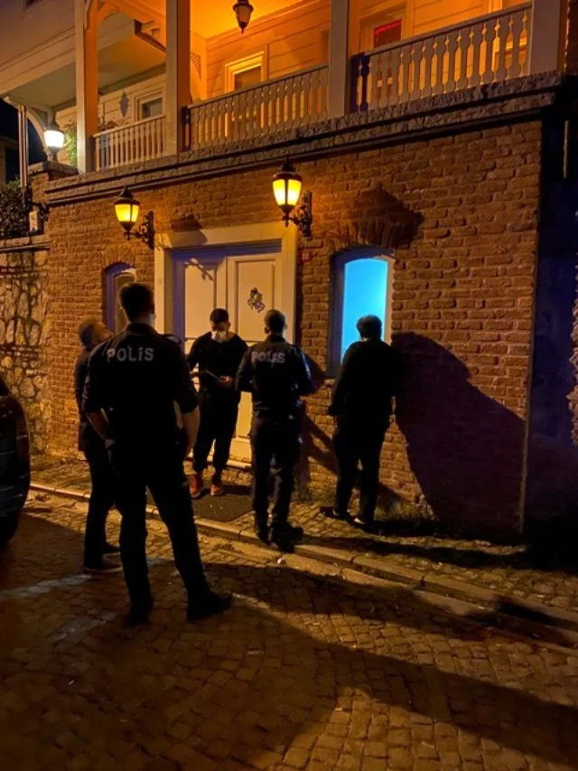 Şevval Şahin ve bir çok ünlü ismin yer aldığı partiye polis baskını!