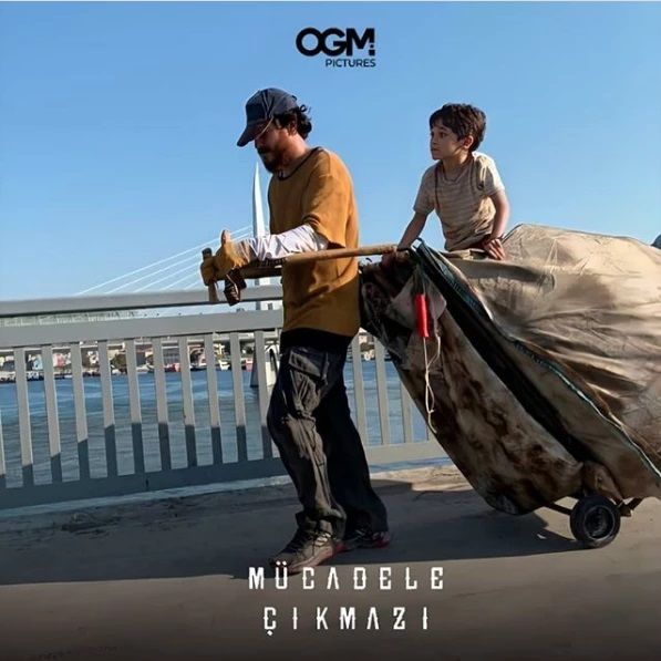 Çağatay Ulusoy Mücadele Çıkmazı filmiyle yeniden Netflix'te !